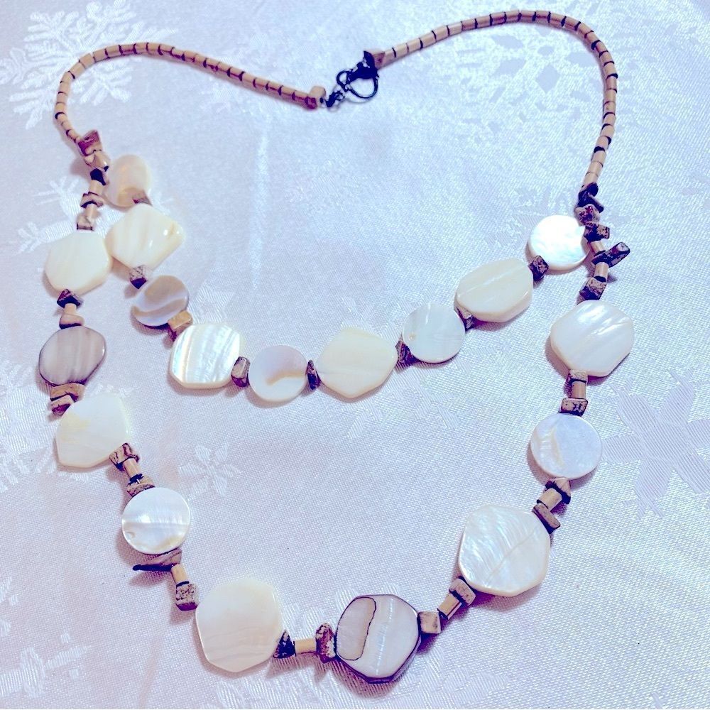 Mother of Pearl & Natural Stone Necklace 26” Hawaiian Islands Vibe Gorgeous